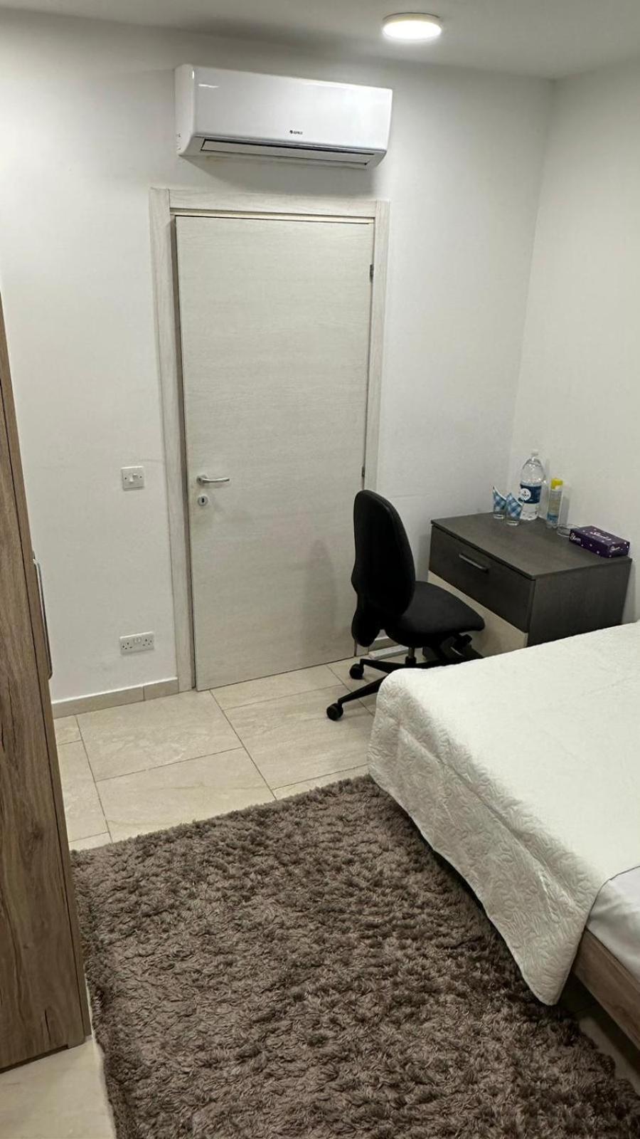 Your Elegant Home Away From Home Shared Apartment Only With Host Zebbug  Екстер'єр фото