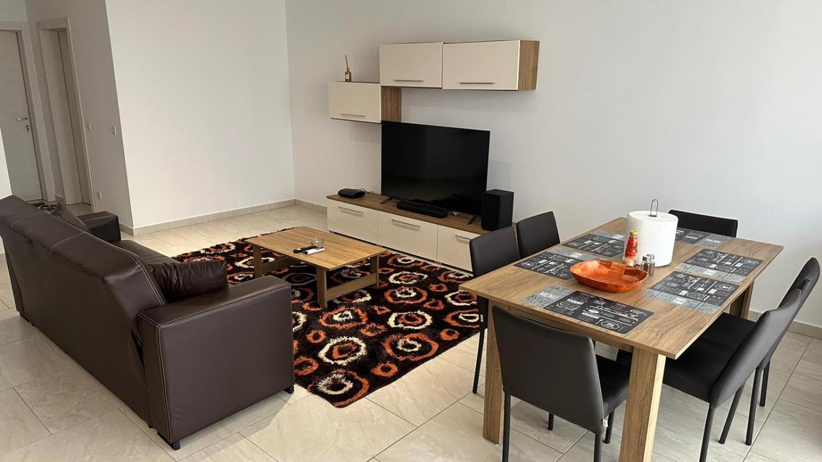 Your Elegant Home Away From Home Shared Apartment Only With Host Zebbug  Екстер'єр фото