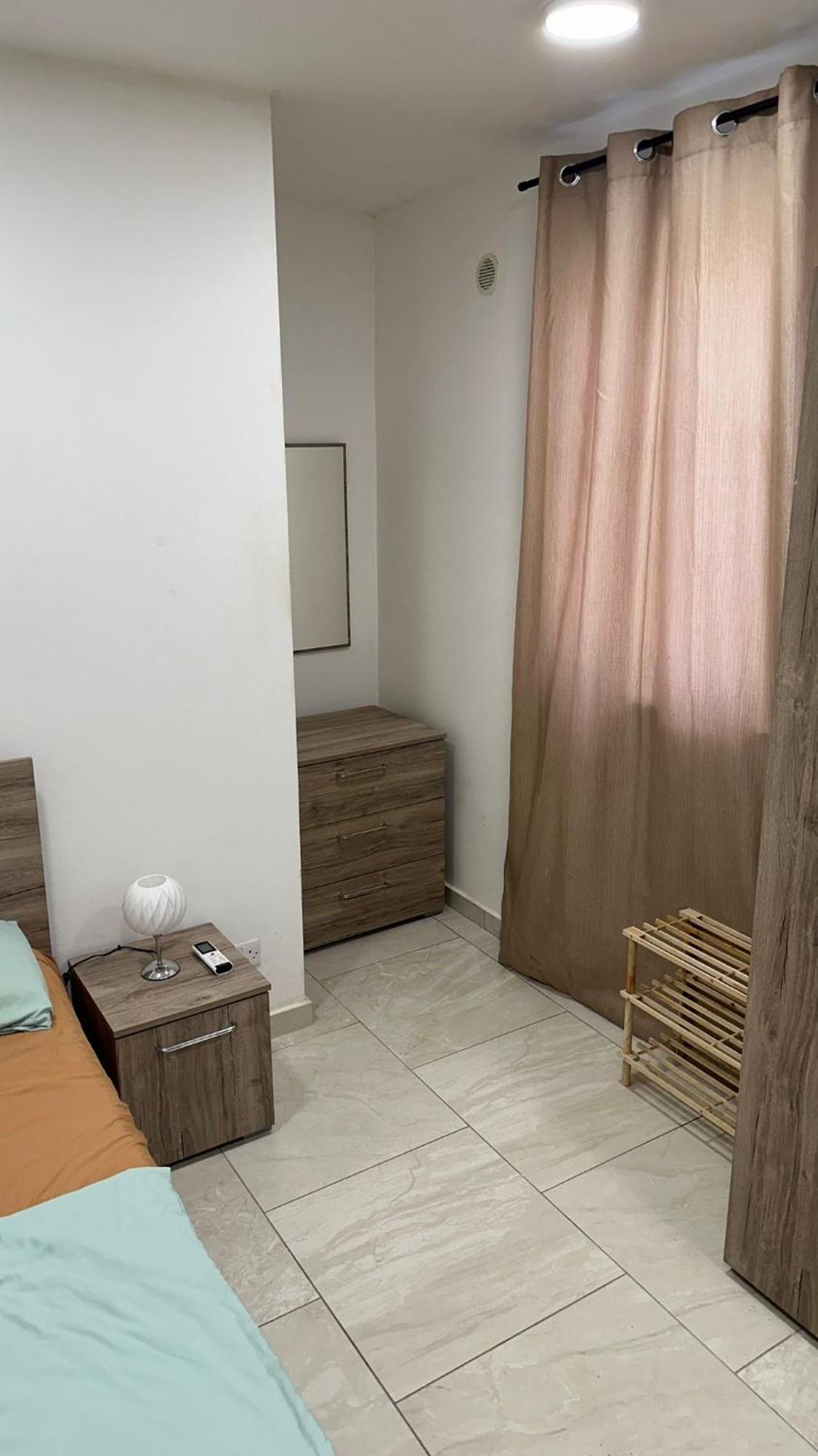 Your Elegant Home Away From Home Shared Apartment Only With Host Zebbug  Екстер'єр фото